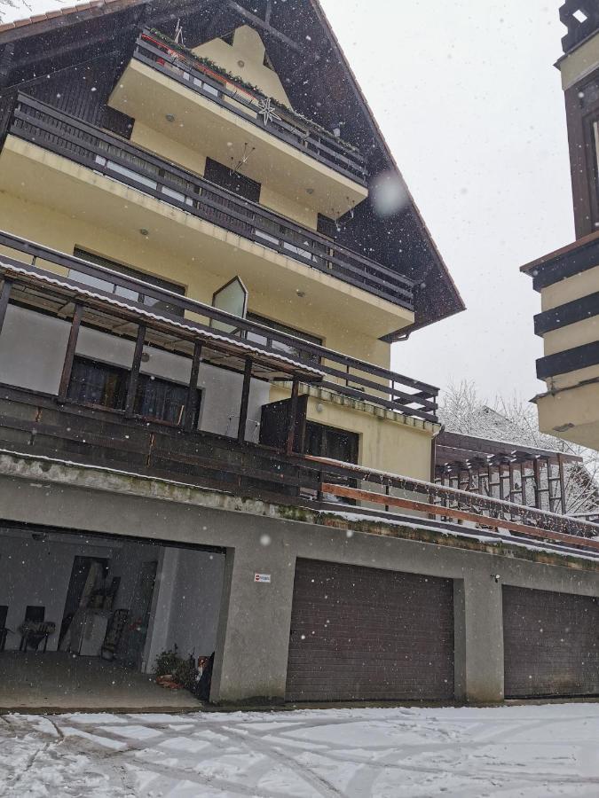 Apartament Kalinderu K1 Buşteni Exterior foto